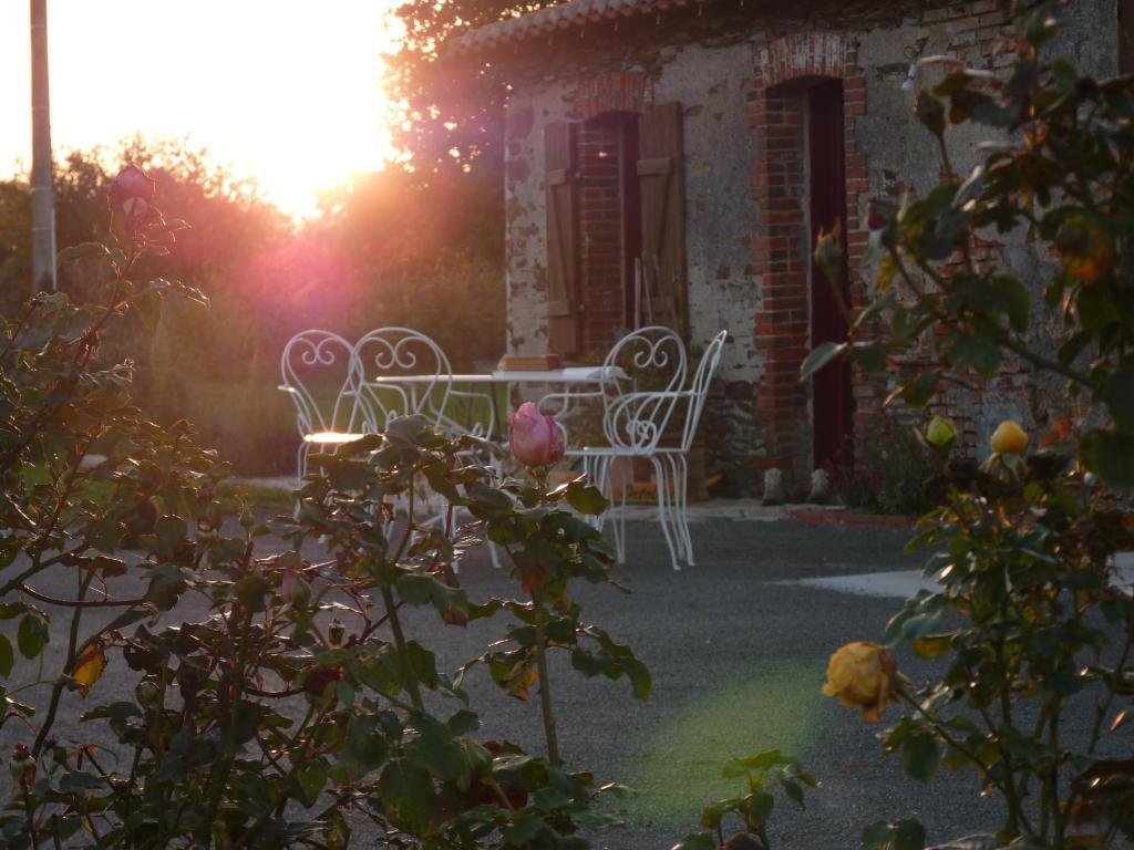 Chambres D'Hotes Le Chateau Rouge Saint-Germain-sur-Moine Εξωτερικό φωτογραφία